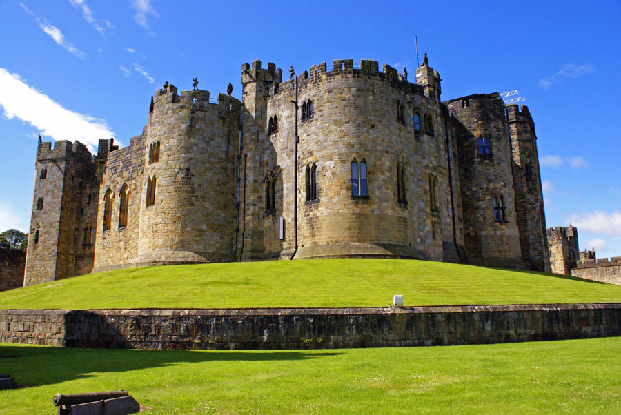 Alnwick Castle Medieval Castle In England