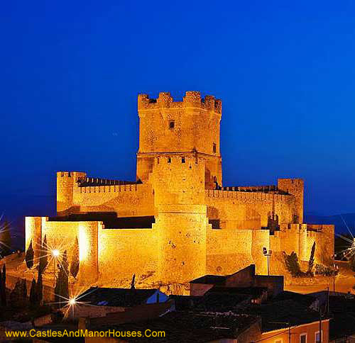 Atalaya Castle (Castillo de la Atalaya or Castillo de Villena), Villena, province of Alicante, southern Spain. - www.castlesandmanorhouses.com