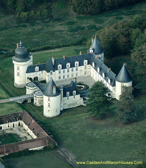 Château du Gué-Péan Monthou-sur-Cher, Loir-et-Cher, Centre, France - www.castlesandmanorhouses.com