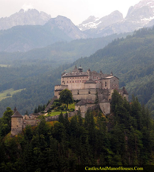 Burg Hohenwerfen (Hohenwerfen Castle), above the town of Werfen, Salzach Valley, Austria - www.castlesandmanorhouses.com