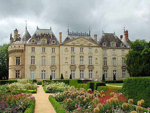Château du Lude, Le Lude, Sarthe department, Pays-de-la-Loire - www.castlesandmanorhouses.com