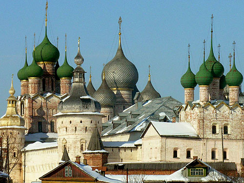 The Citadel of Rostov, Yaroslavl Oblast, Russia - www.castlesandmanorhouses.com