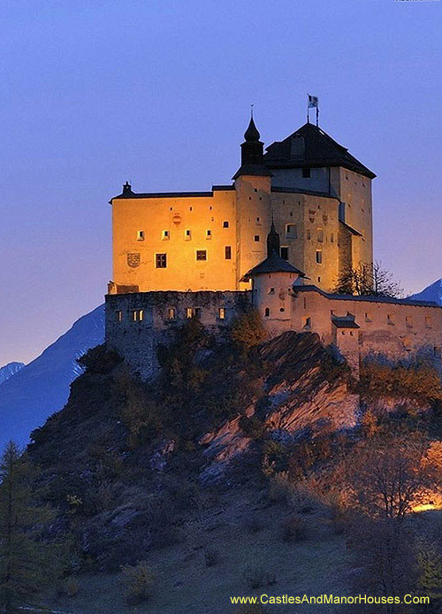 Tarasp Castle, Lower Engadin, Graubünden, Switzerland - www.castlesandmanorhouses.com