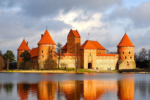 Trakai Island Castle, in Trakai, Lithuania on an island in Lake Galve, Lithuania - www.castlesandmanorhouses.com